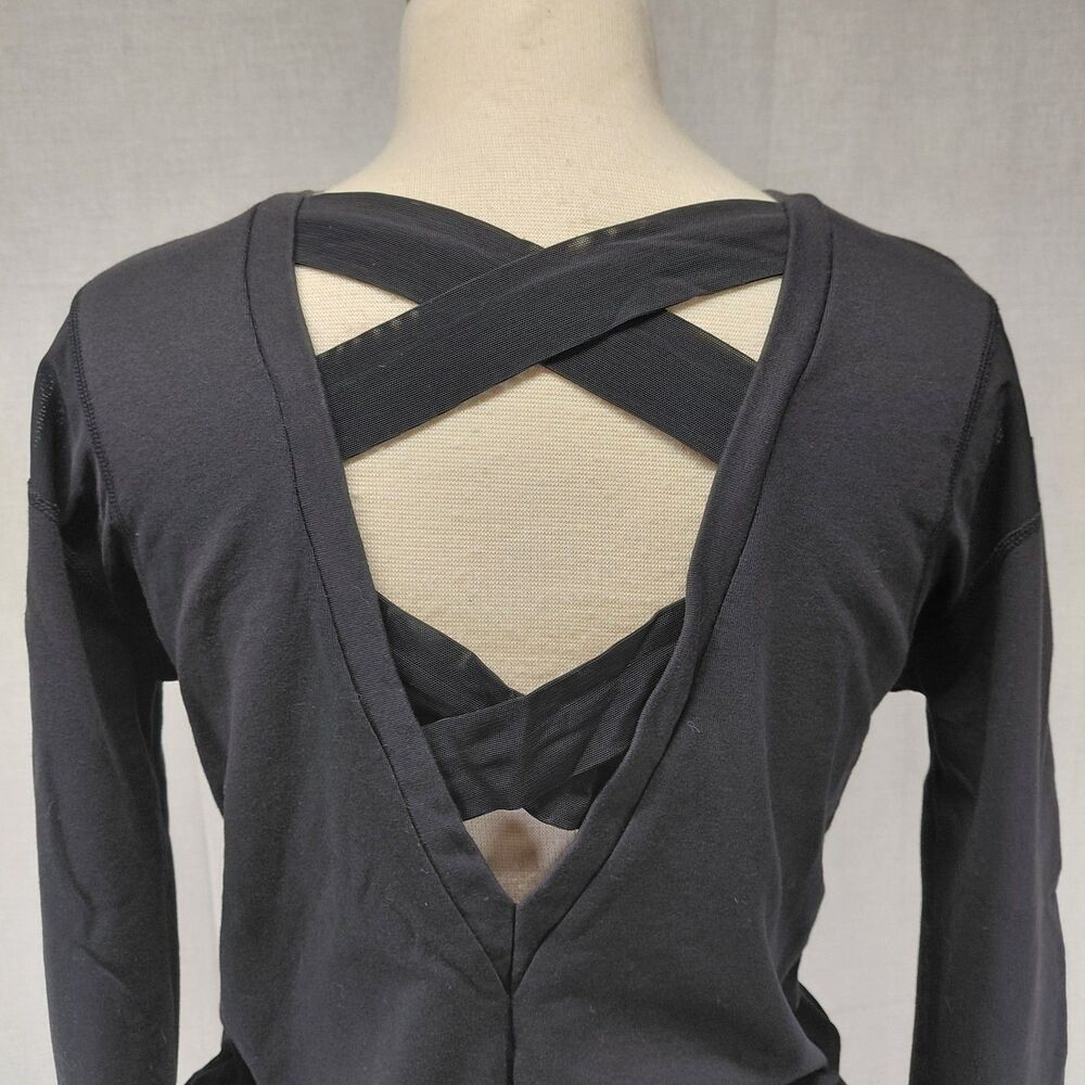 The North Face Black LS Sweatshirt w/ CrissCross Back & Mesh Arm Detail SZ S - Picture 8 of 10
